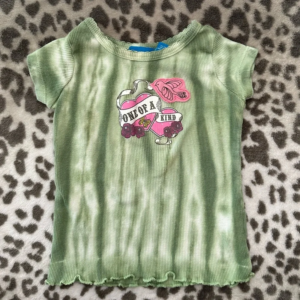 The Children’s Place Tie Dye One Of A Kind Graphic Tee in Green Size 18 Months
